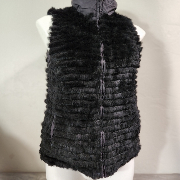 Athabasca Black Black Vest S Reversible Rabbit Fur Full‎ Zip Down Feather Soft - Picture 1 of 14